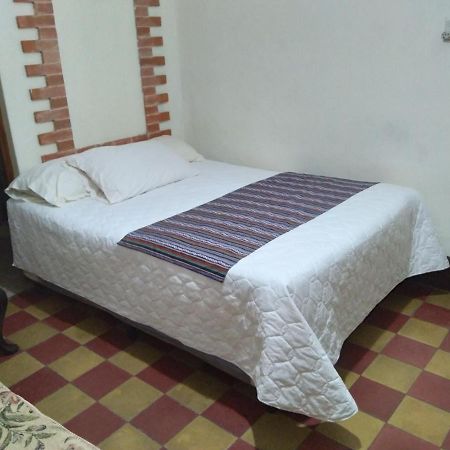 Hotel Acatenango Inn Antigua Екстер'єр фото