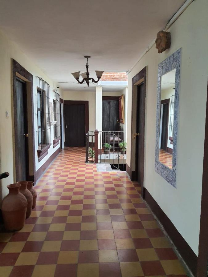 Hotel Acatenango Inn Antigua Екстер'єр фото