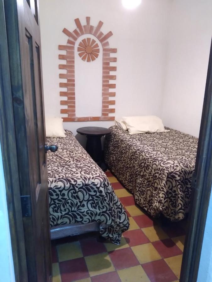 Hotel Acatenango Inn Antigua Екстер'єр фото