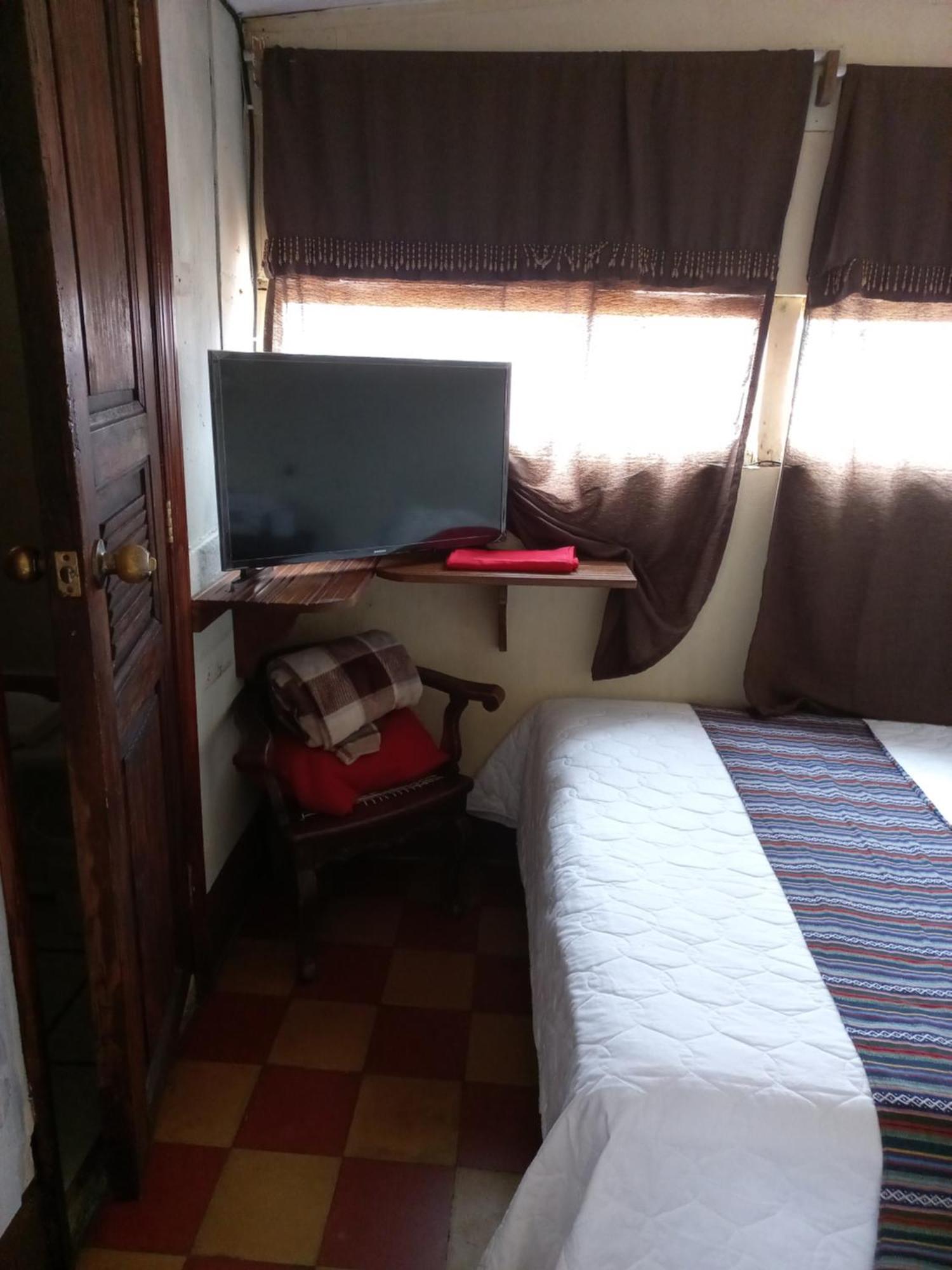 Hotel Acatenango Inn Antigua Екстер'єр фото